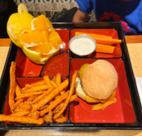 On the children’s menu, the bento box meal includes oranges that are cut and assembled to look like a teddy bear. This was found really entertaining to the customer.